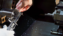 Energy-Efficient Manufacturing: Reducing Costs and Carbon Footprint